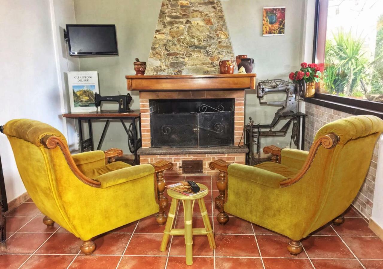 Bed and Breakfast Casa Te La Bradamante Magliano Екстер'єр фото
