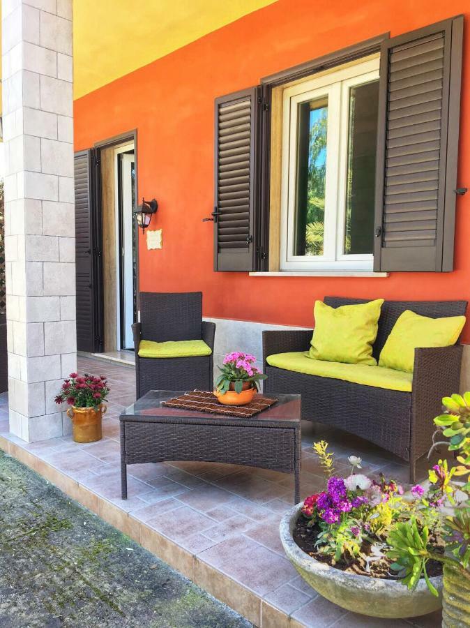 Bed and Breakfast Casa Te La Bradamante Magliano Екстер'єр фото