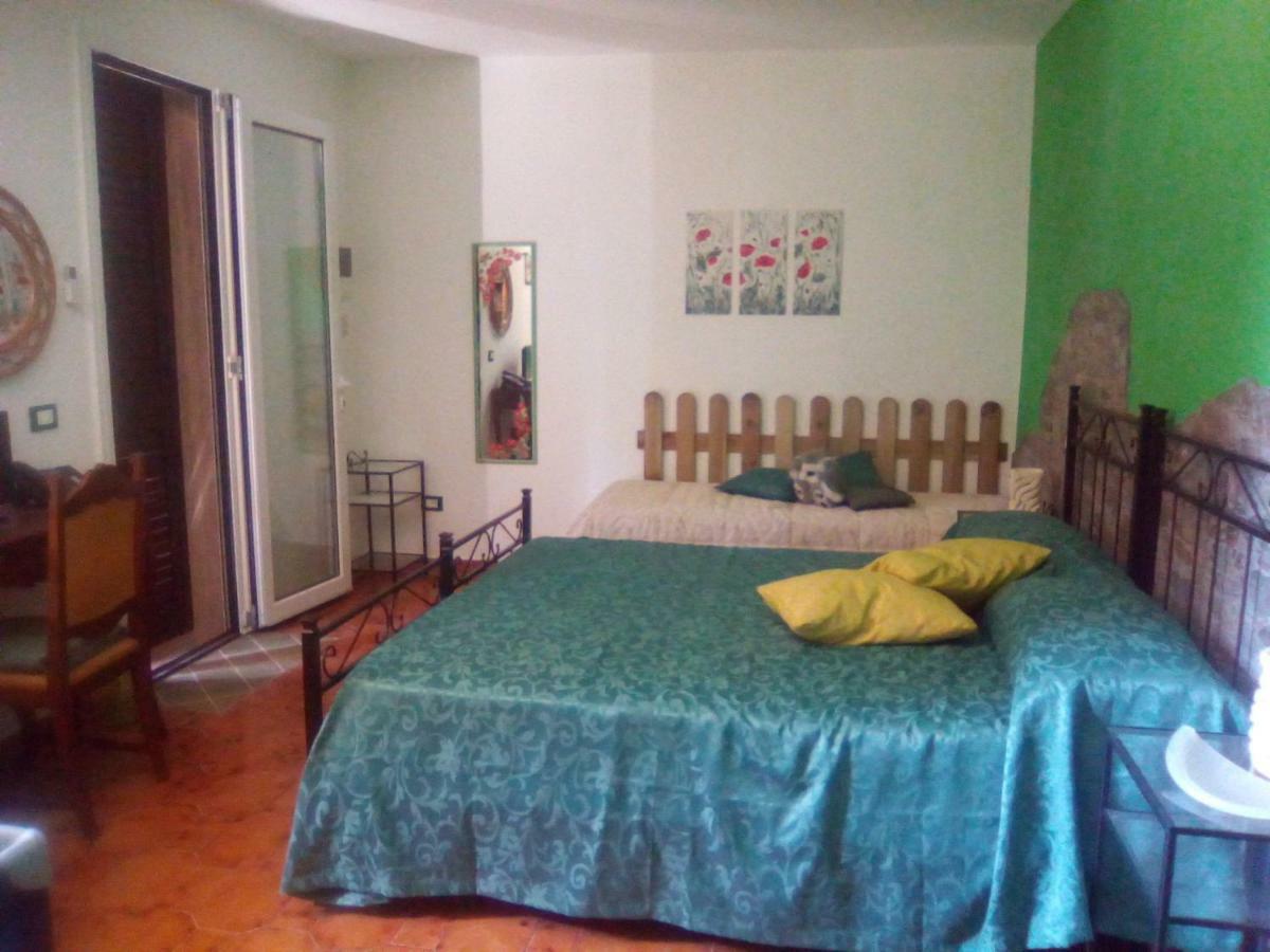 Bed and Breakfast Casa Te La Bradamante Magliano Екстер'єр фото