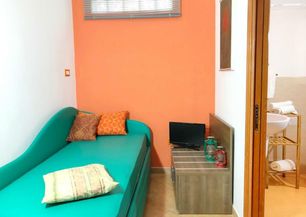 Bed and Breakfast Casa Te La Bradamante Magliano Екстер'єр фото